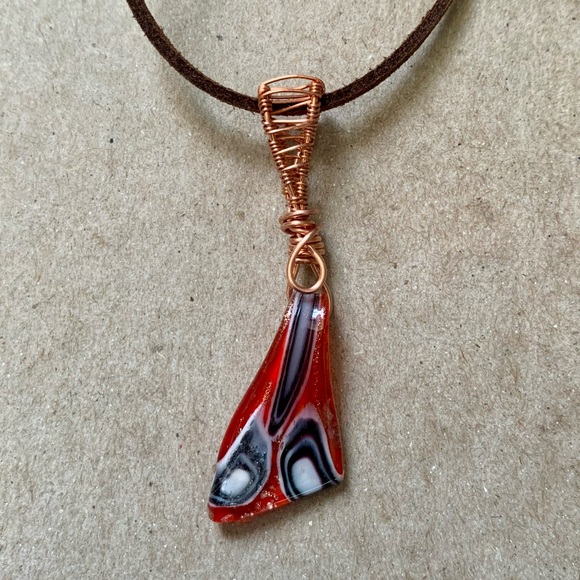 Artisan Upcycled Glass Charm Pendant - Handcrafted NWT. - Picture 1 of 7